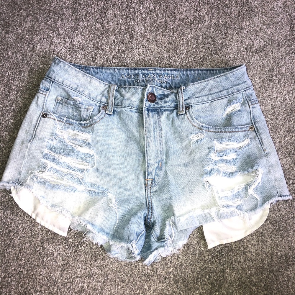 American Eagle Light Wash High Rise Festival Short